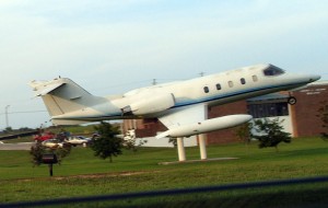 26_learjet35