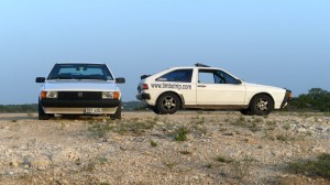 33_twocars1
