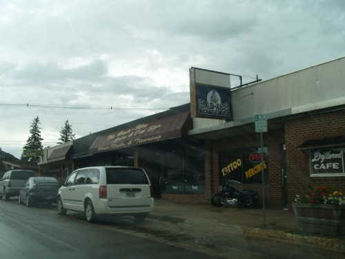 24_wy_tatooshop