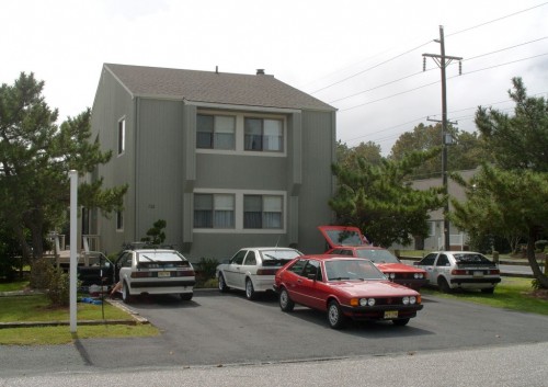 04_sat_house