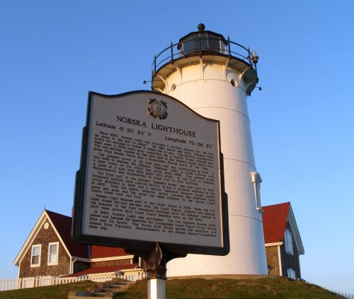32_ma_lighthousesign